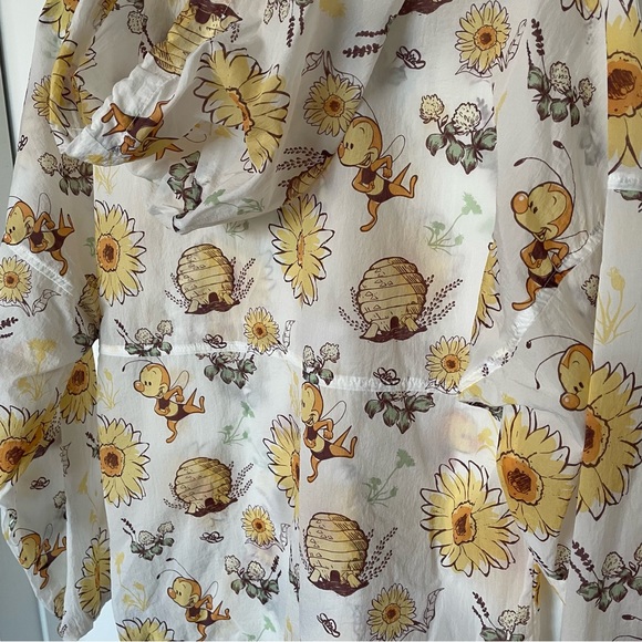 EPCOT International Flower and Garden Festival 2022 Spike the Bee Spirit Jersey - Picture 7 of 8